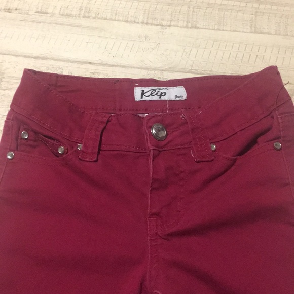 Red girls skinny jeans. - Picture 2 of 3